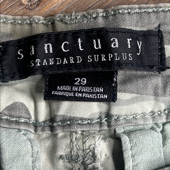 Sanctuary Rebel Camo Cargo Joggers Women’s Size 29 - Picture 5 of 13